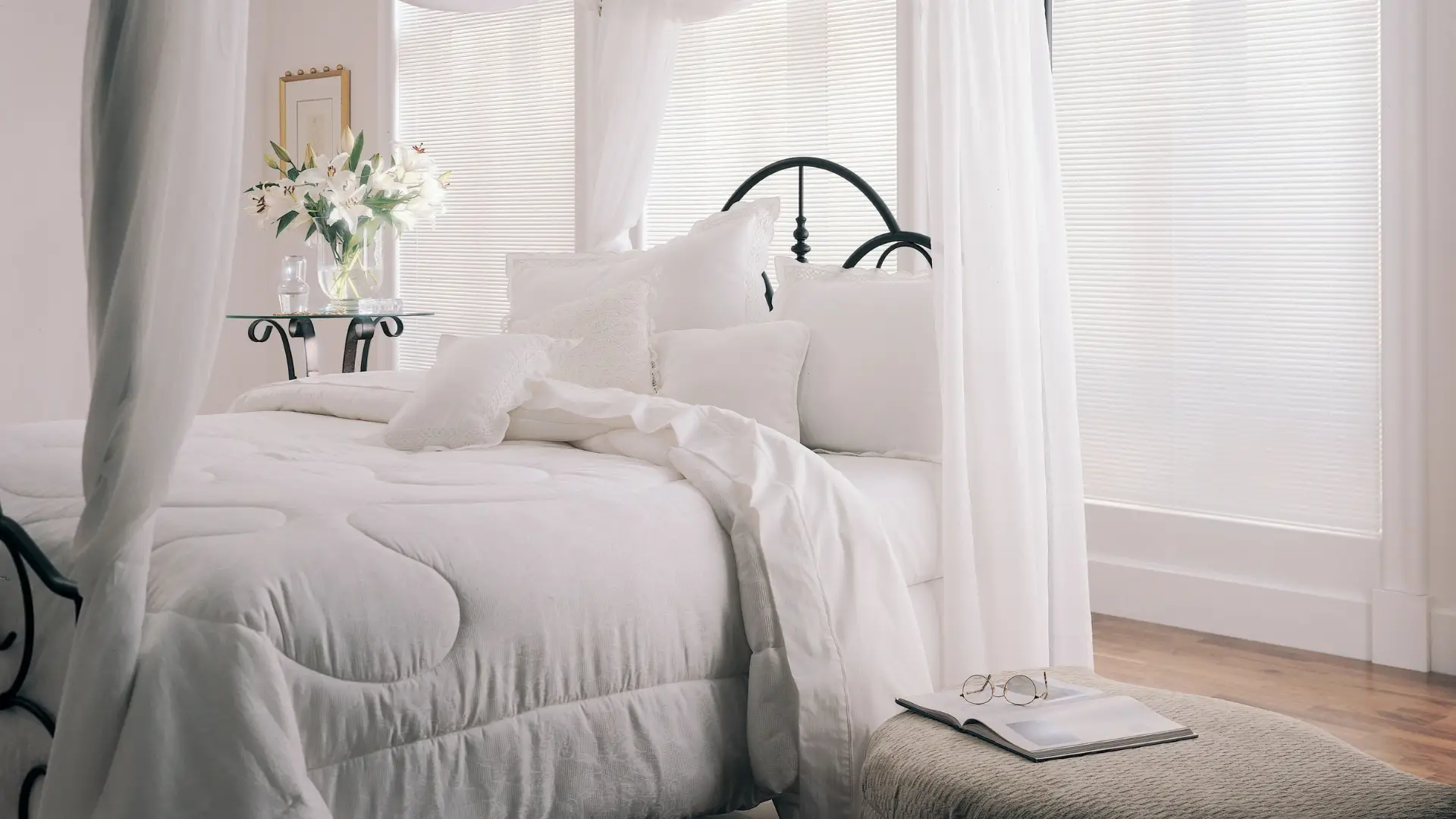 bedroom in white